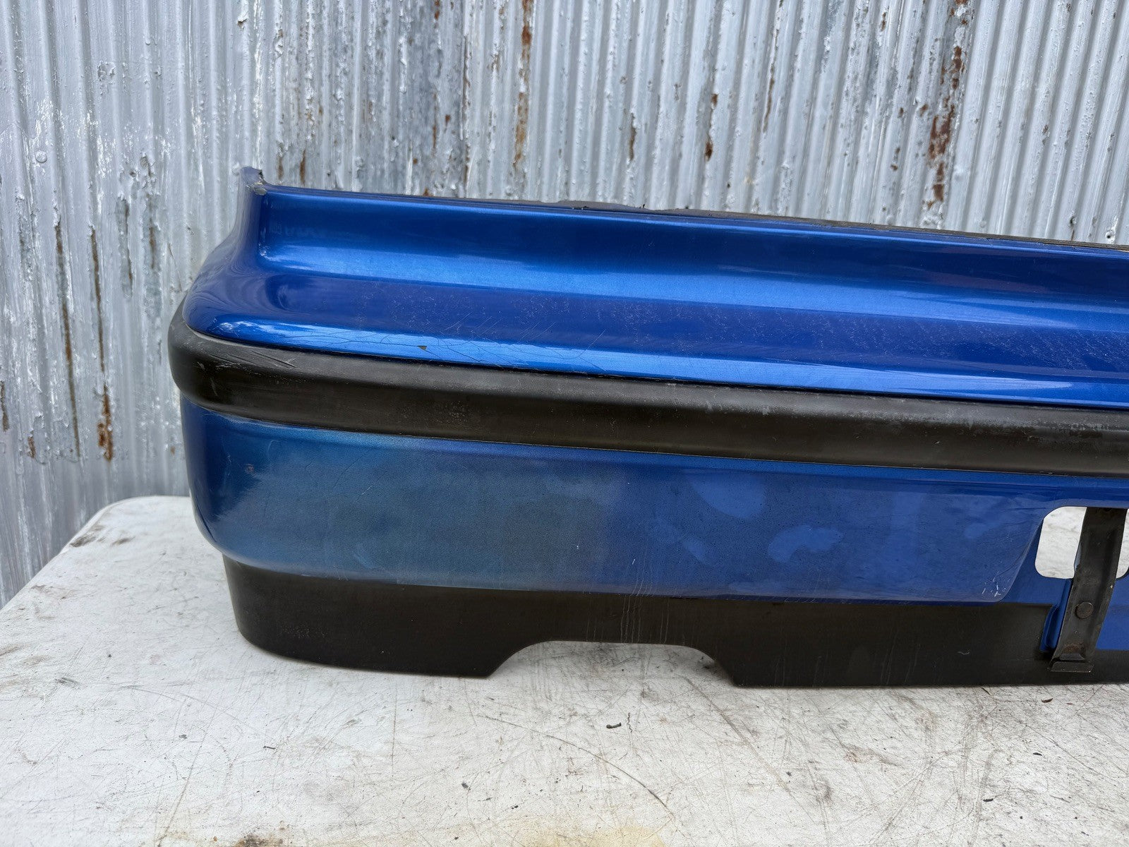 1989-1990 Honda CRX SI rear bumper cover