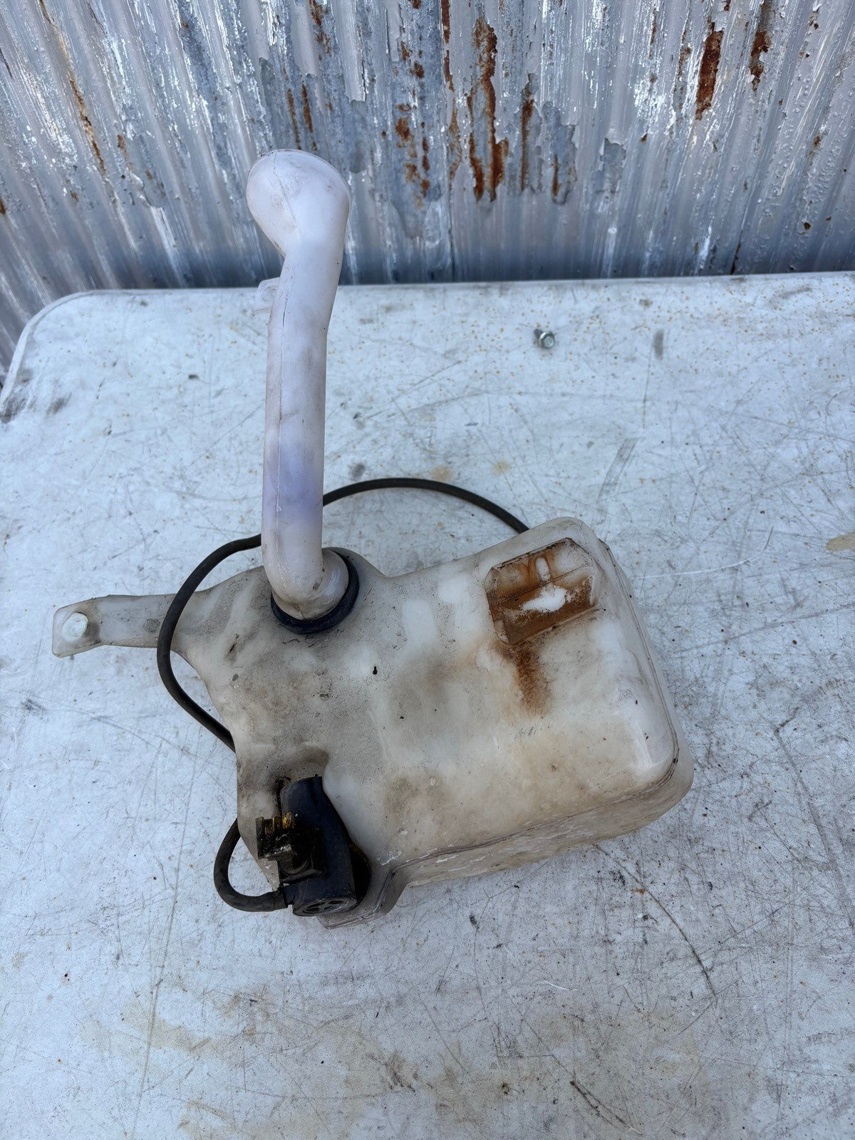 2000-2009 Honda S2000 AP1 AP2 Windshield Washer Fluid Tank Reservoir Assembly