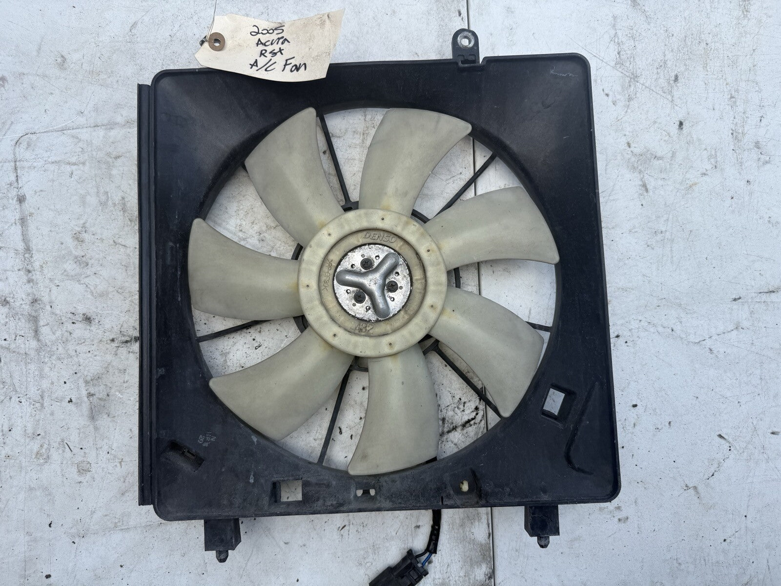 2005 -2006 Acura RSX AC Condensor Fan 