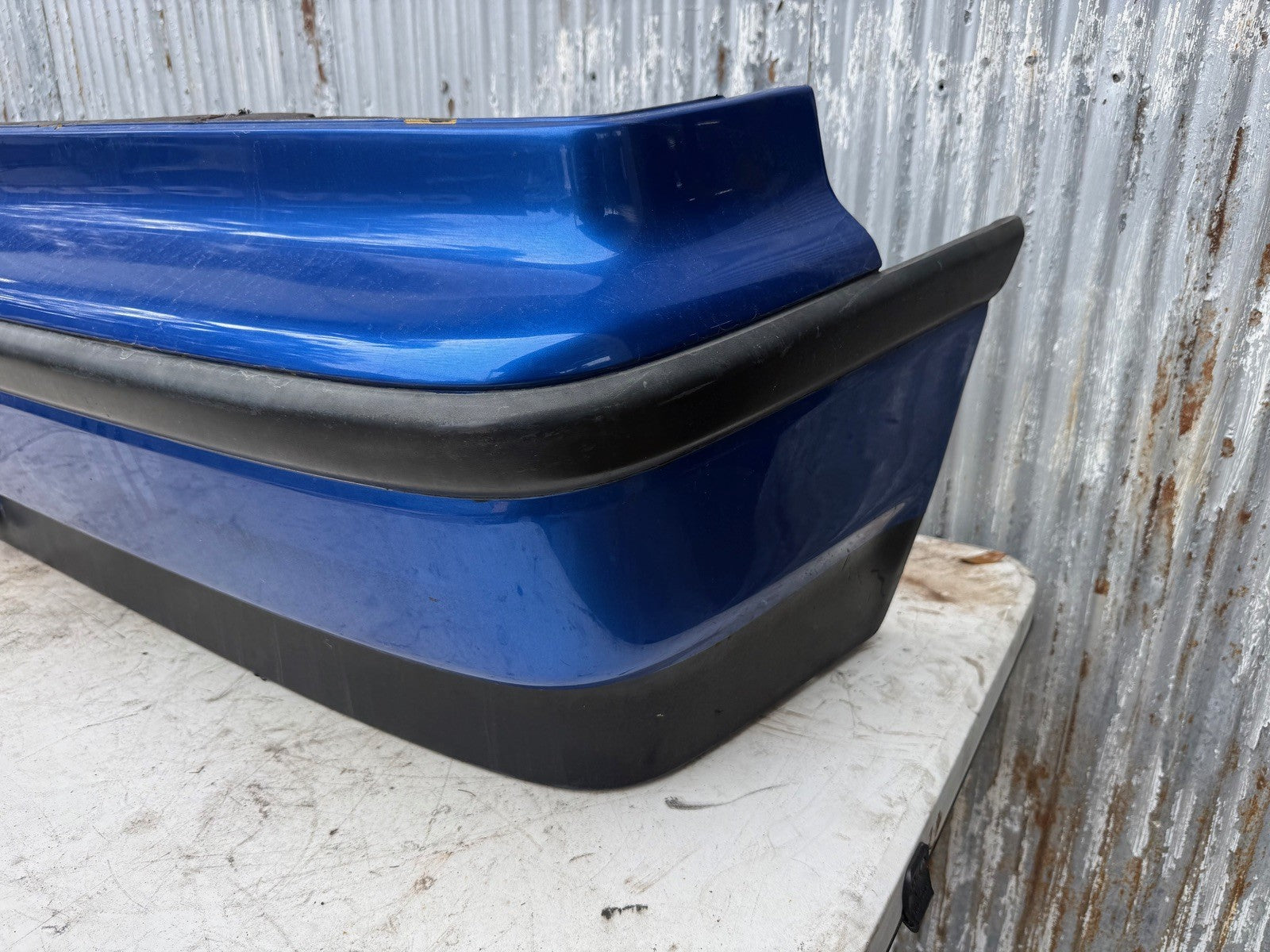 1989-1990 Honda CRX SI rear bumper cover