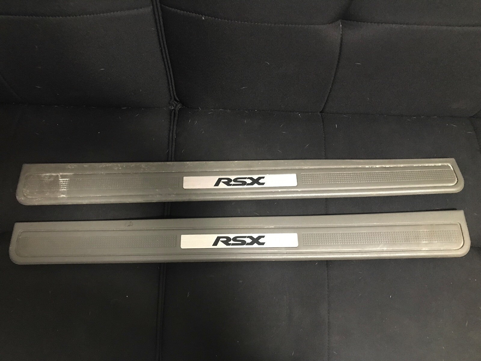05-06 Acura RSX Driver/Passenger Door Sill Scruff Plate Trim Panels 