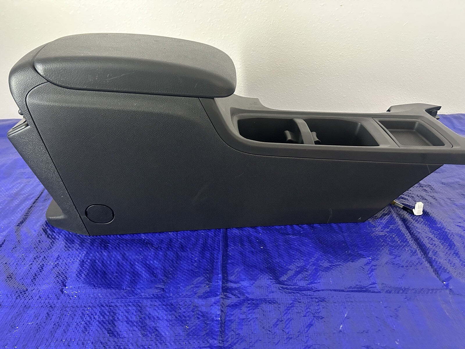 2023 Subaru WRX Center Console Storage lid OEM 