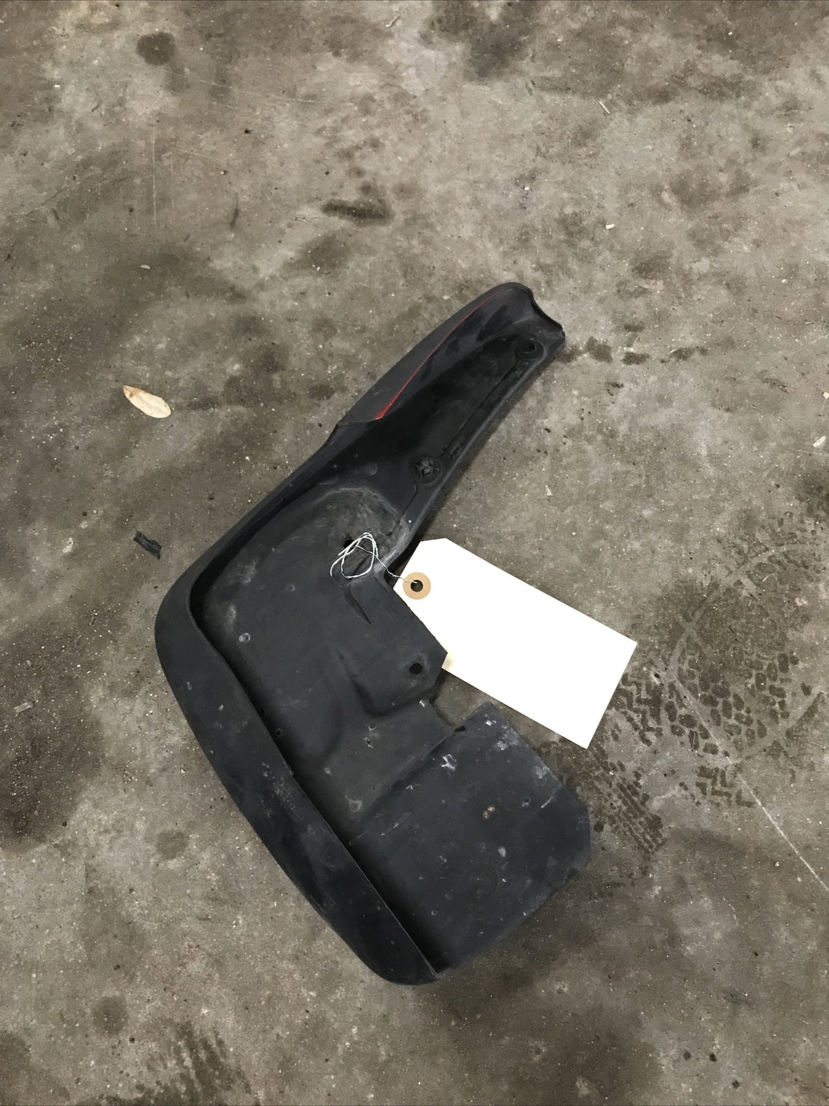 2004 Subaru Impreza WRX Wagon Front Right/Passenger Side Mud Flap