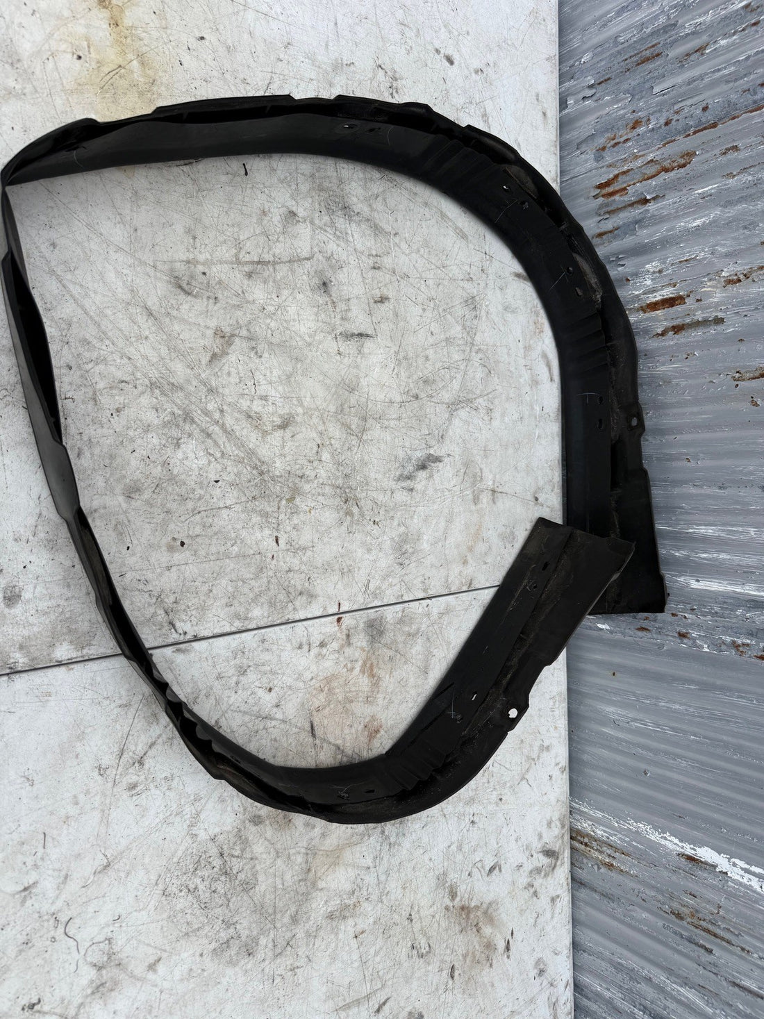 2000-2005 Honda S2000 Convertible top trim guard
