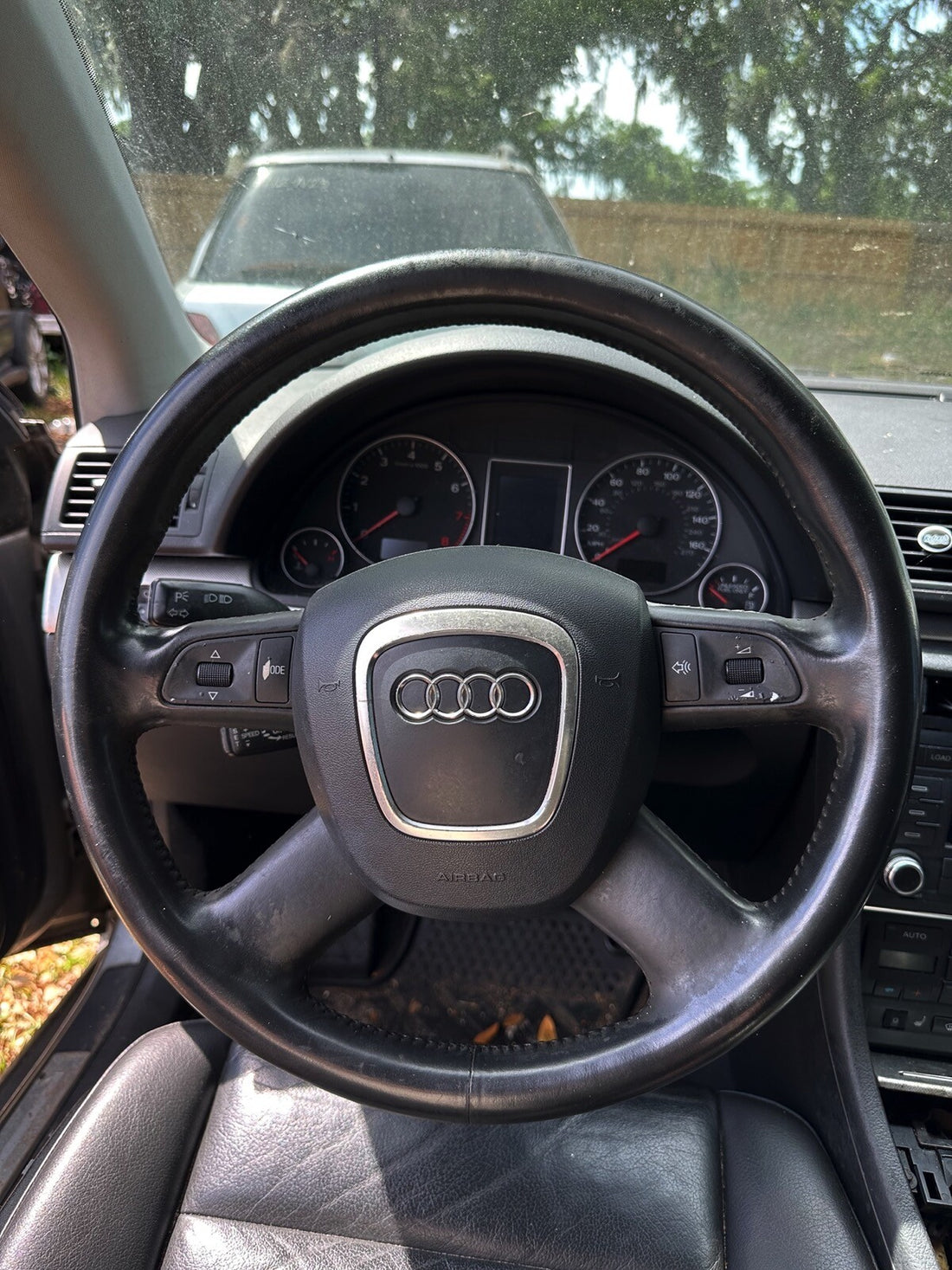 2007-2012 AUDI A4  STEERING WHEEL WITH BUTTONS OEM BLACK LEATHER 
