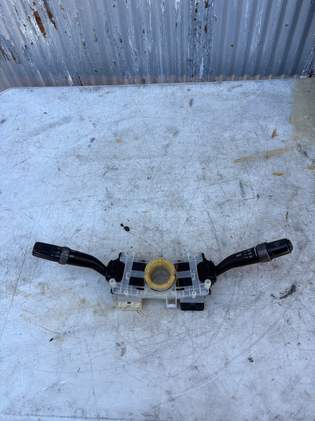 2001-2005 Lexus IS300 Wiper / Turn Signal Switch Assembly 