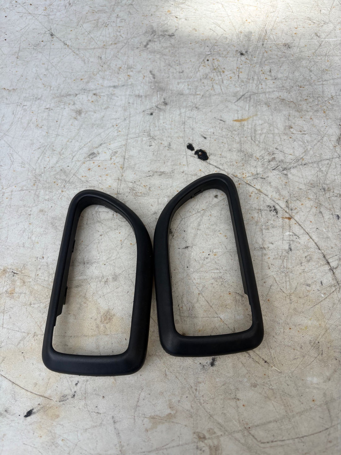 2002-2004 Subaru WRX Impreza Front Door Handle Trim Bezel Pair (Front Pair Only)