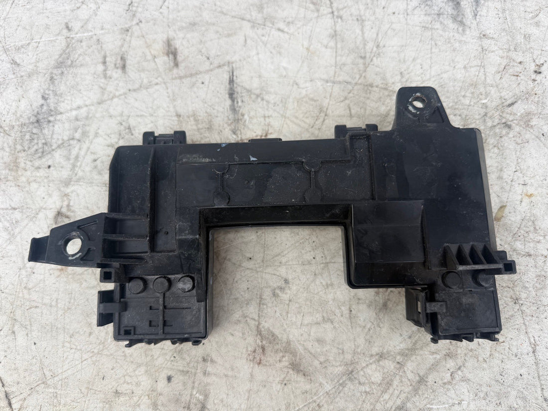 1989-1990 Honda CRX SI Engine Bay Fuse Box