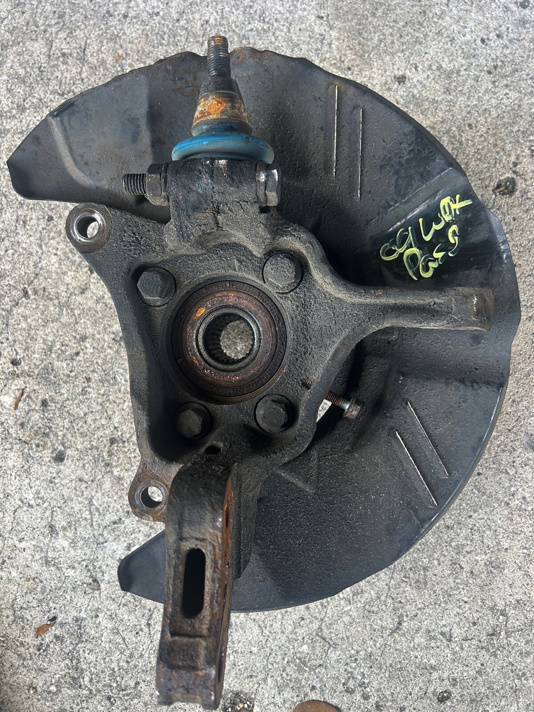 09-14 Subaru WRX Front Pass Knuckle Hub Assembly 