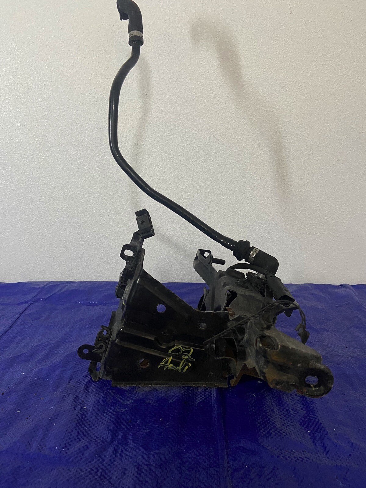 2002-04 Audi A4 ABS Bracket 