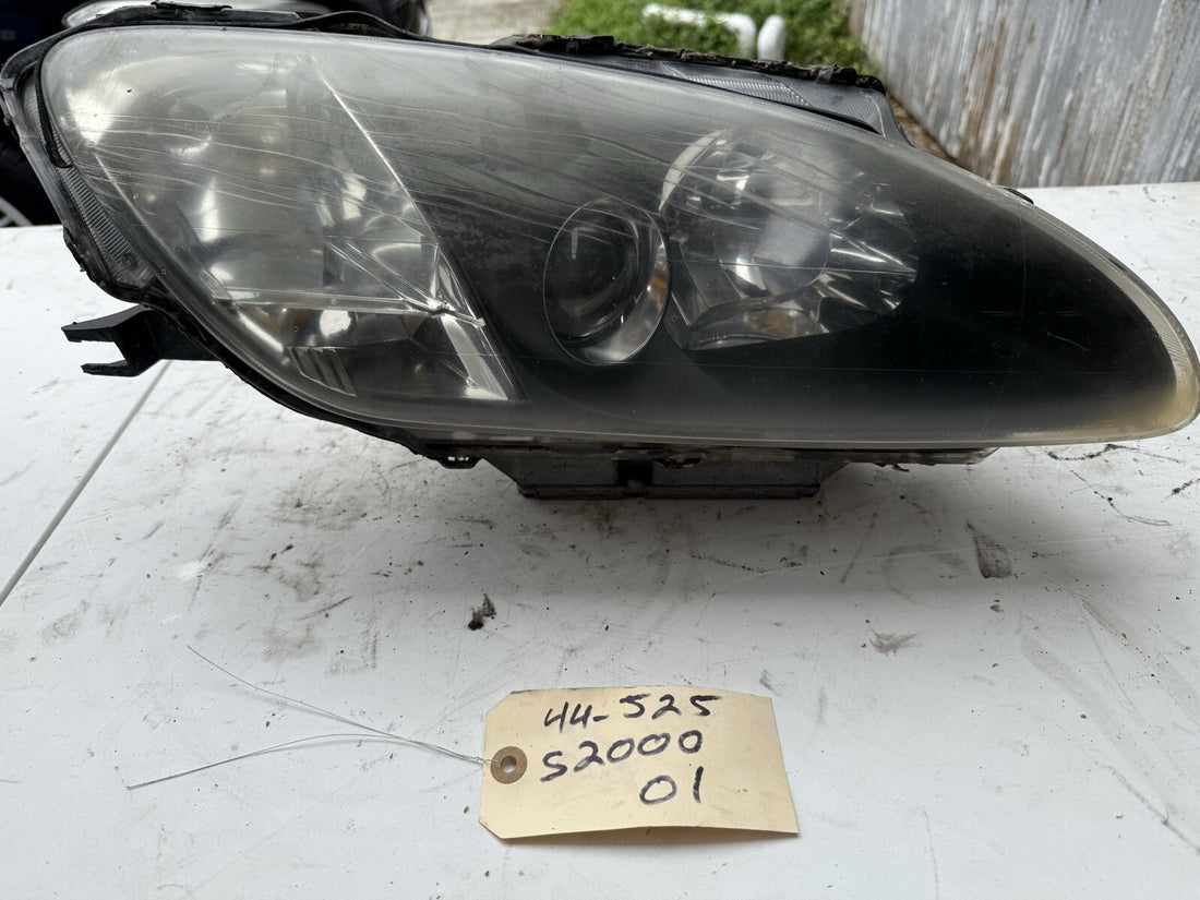 2001 Honda S2000 Passenger Head light (broken tab)