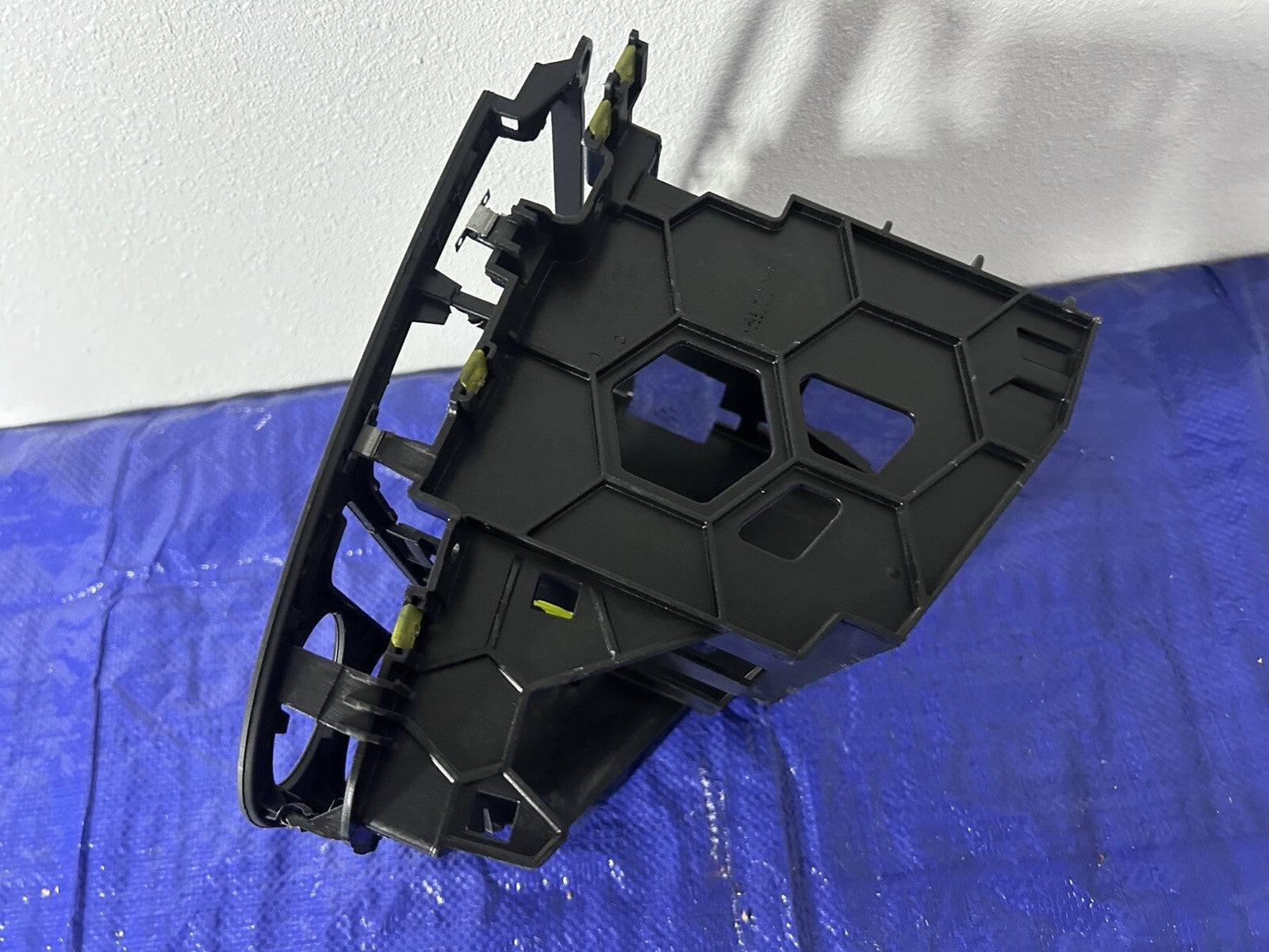 07 VW GTI Radio Climate Bezel Trim Assembly