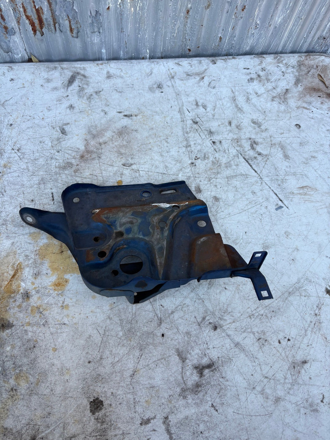 2007-2008 Honda Fit Battery Tray Stand Bracket 
