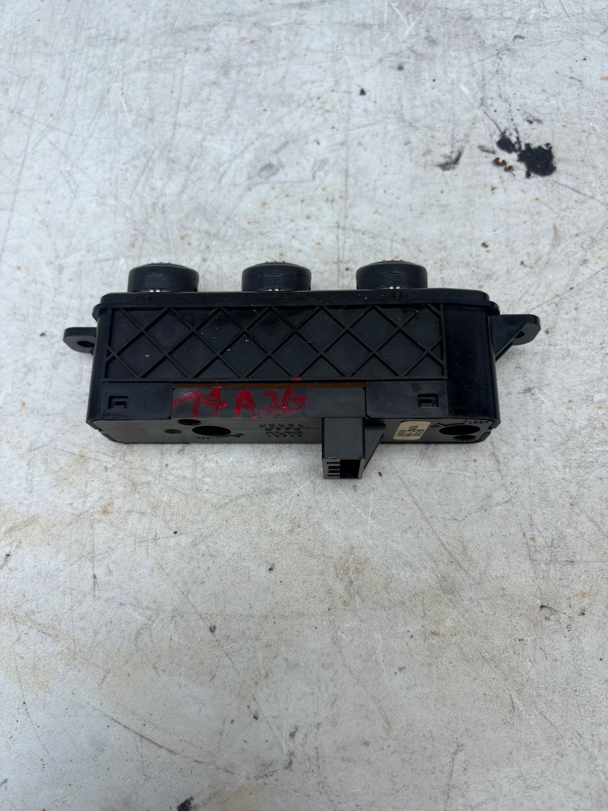 2002-2003 Honda Civic SI EP3 Hatchback Climate Heater Push Assembly OEM 