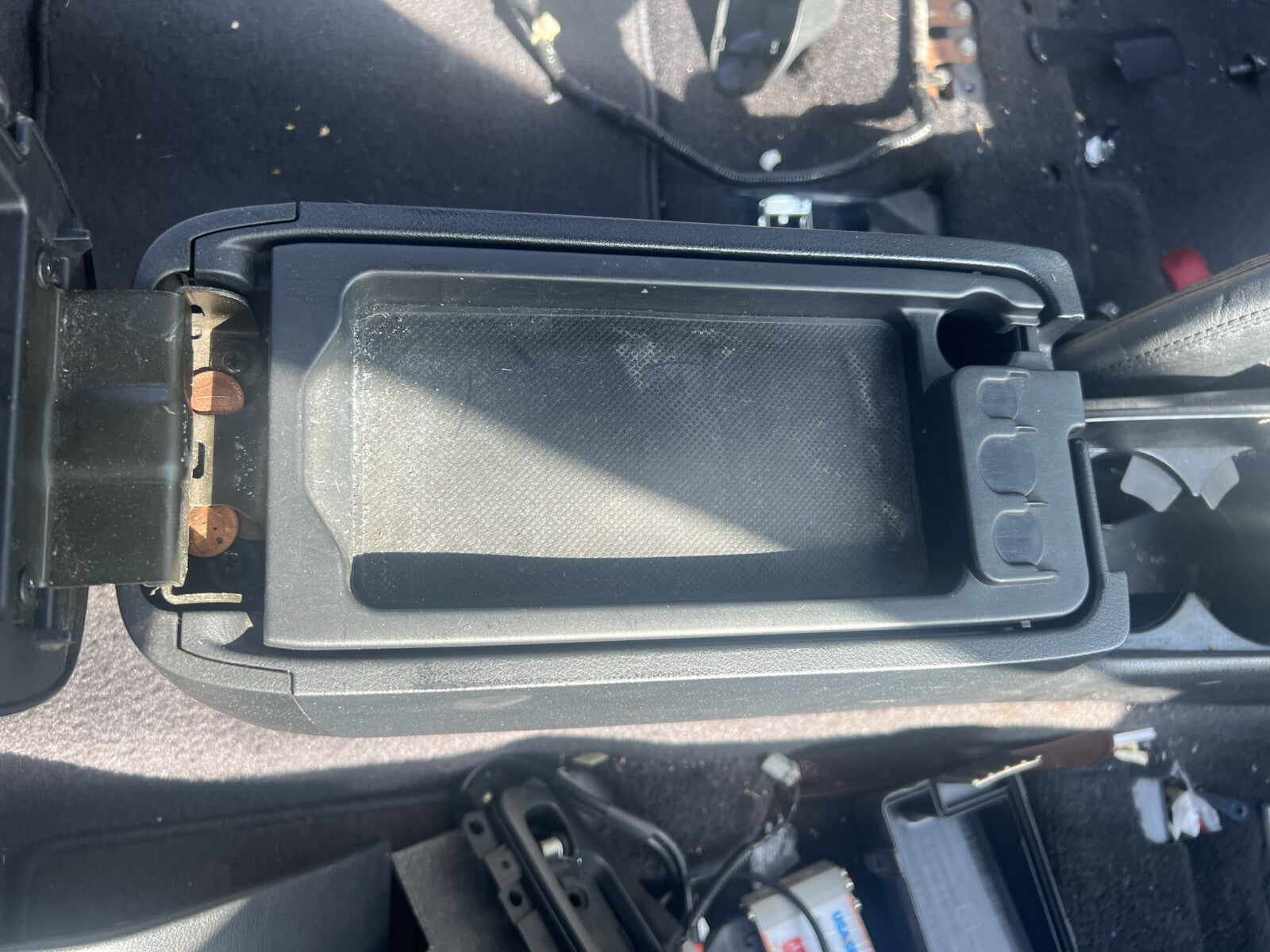 2004-08 (2006) Acura TSX Armrest Center Console w/cup holder