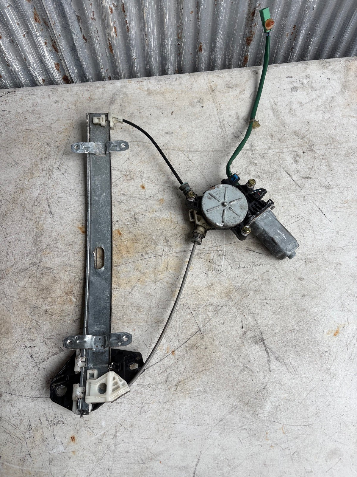 2002-2006 Acura RSX Passenger Right Window Right Front Regulator With Motor OEM 