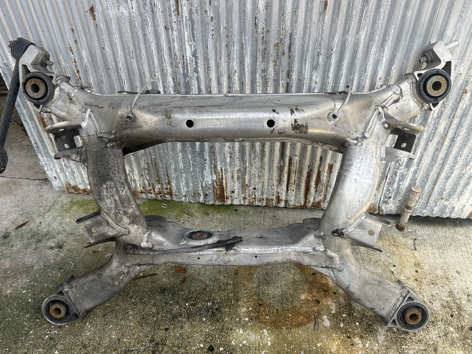 04 Nissan 350z Rear Subframe Assembly 