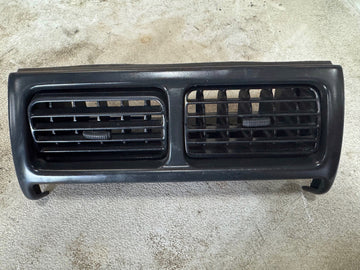 2002 Subaru Forestor Dash Vent