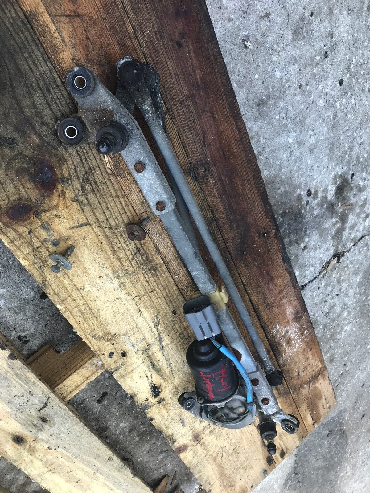 94-01 Acura Integra Windshield Wiper Motor and Assembly