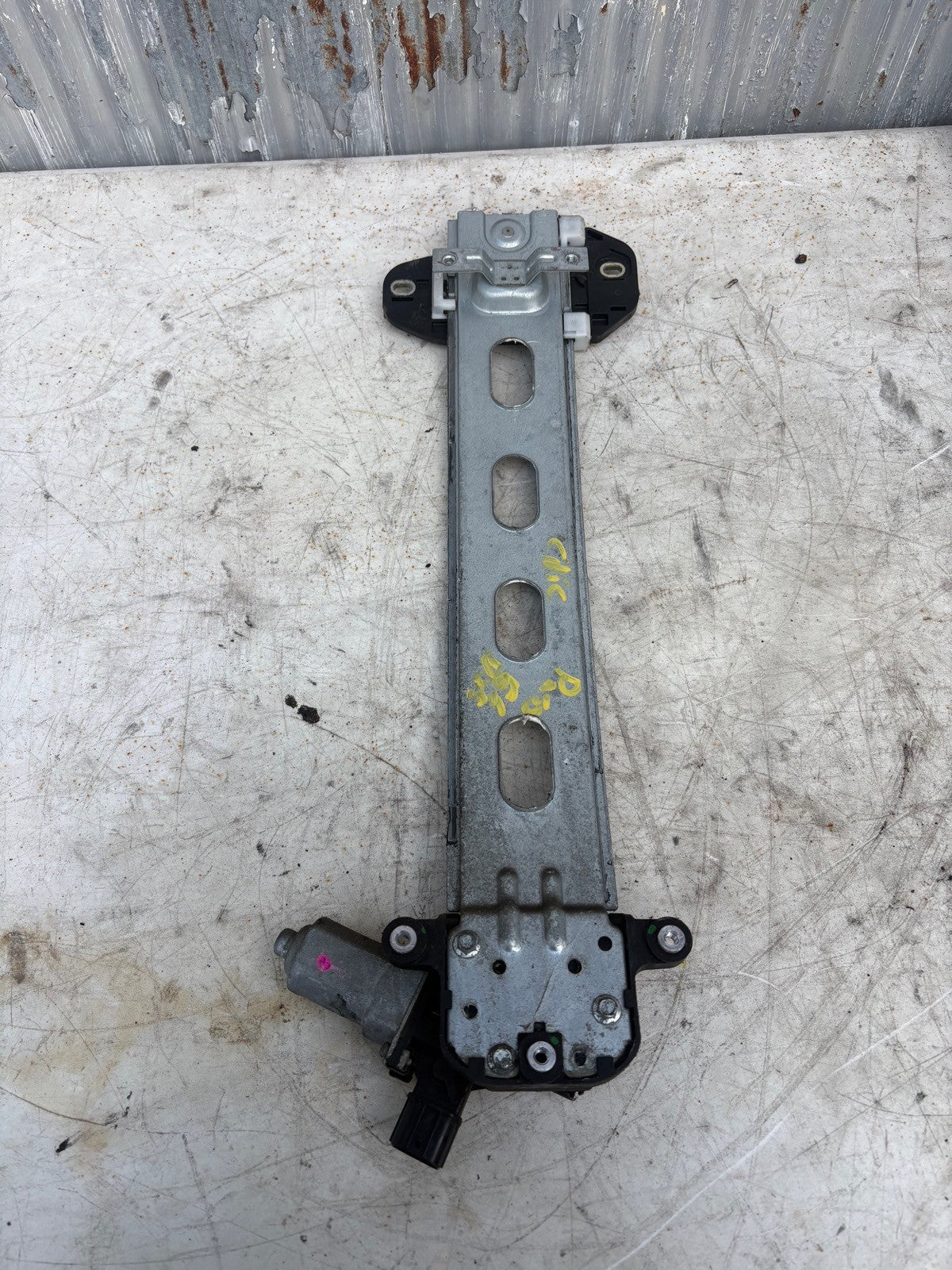 2006-2011 Honda Civic SI Coupe FG2 Passenger Side Window Regulator And Motor 