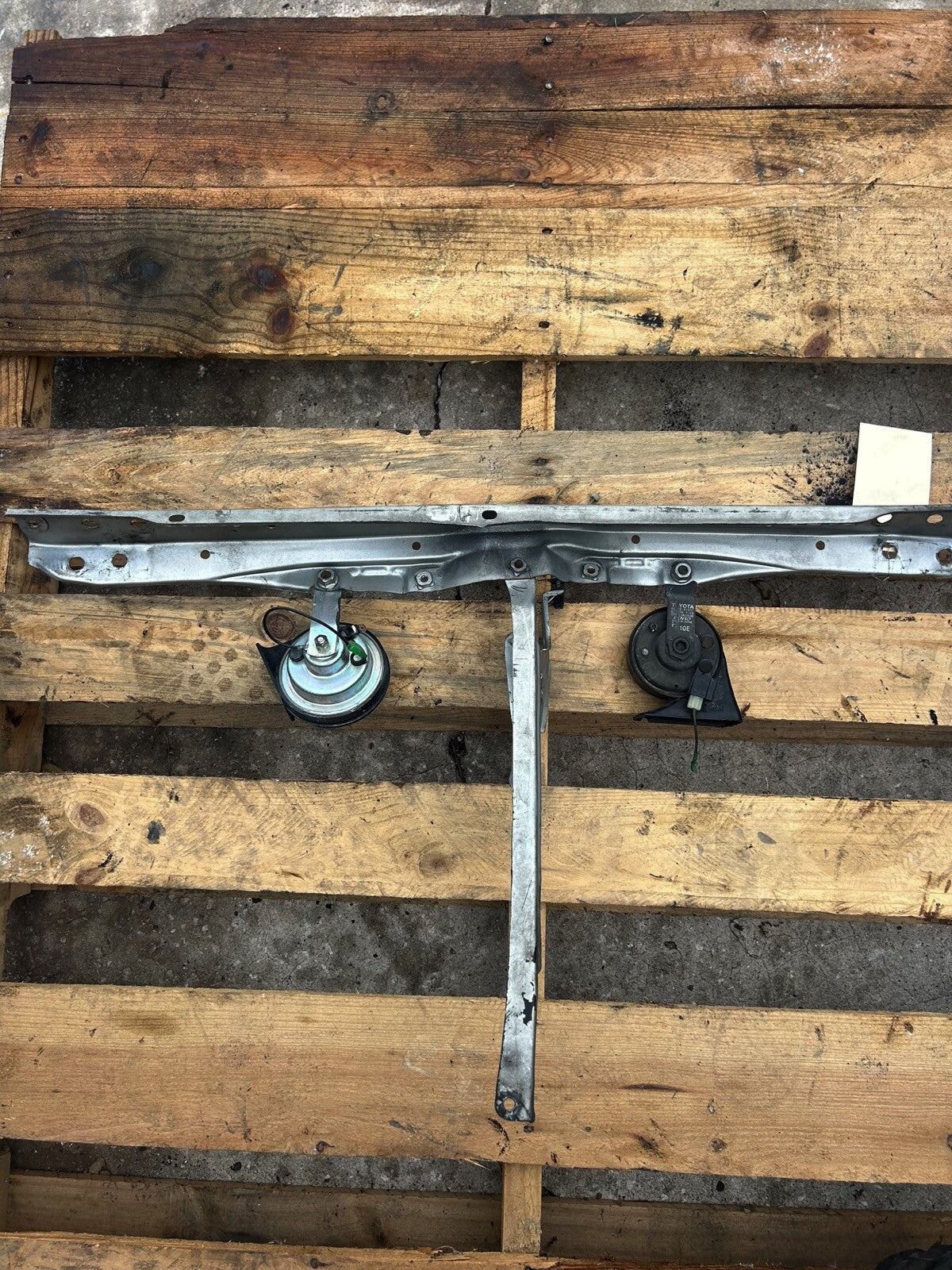 01-05 Lexus IS300 Radiator Support T Bracket