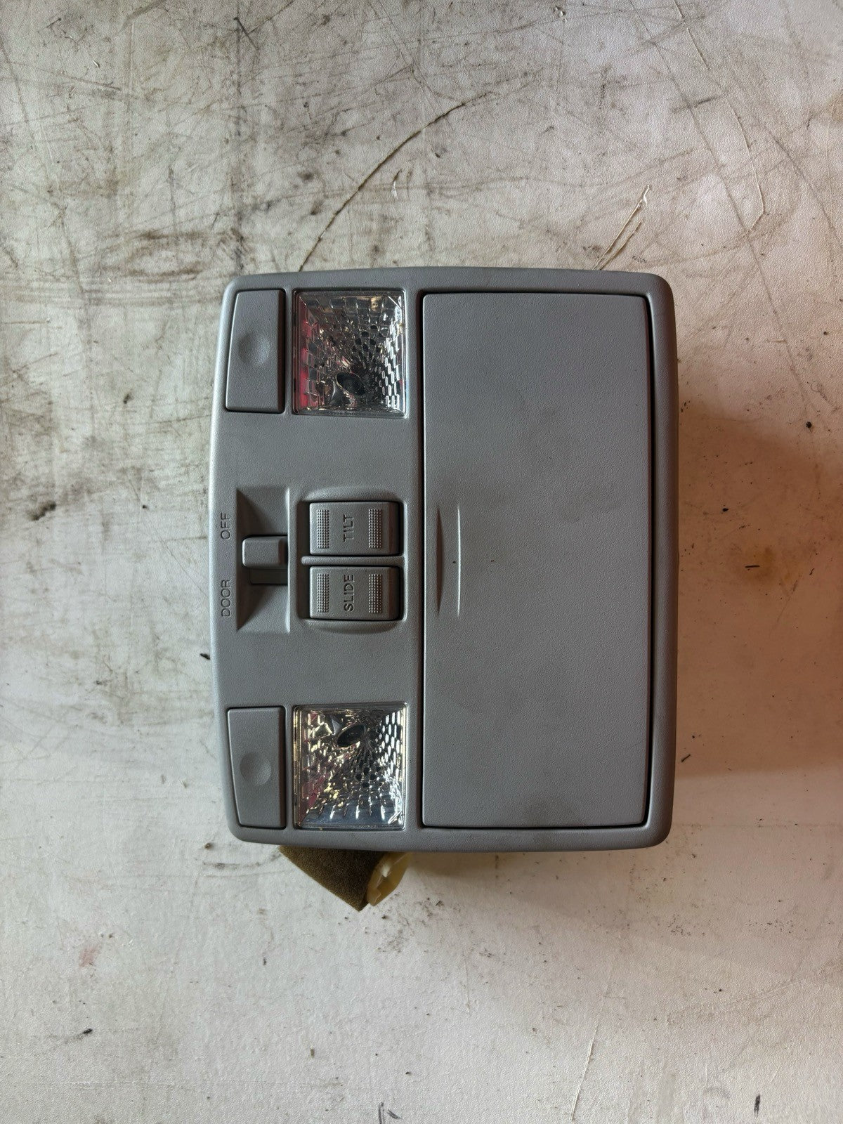 2004-2008 Mazda Rx8 Dome light 
