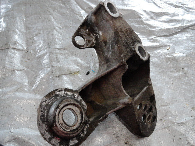 2002 Audi A4 Driver Side Left Engine Mount