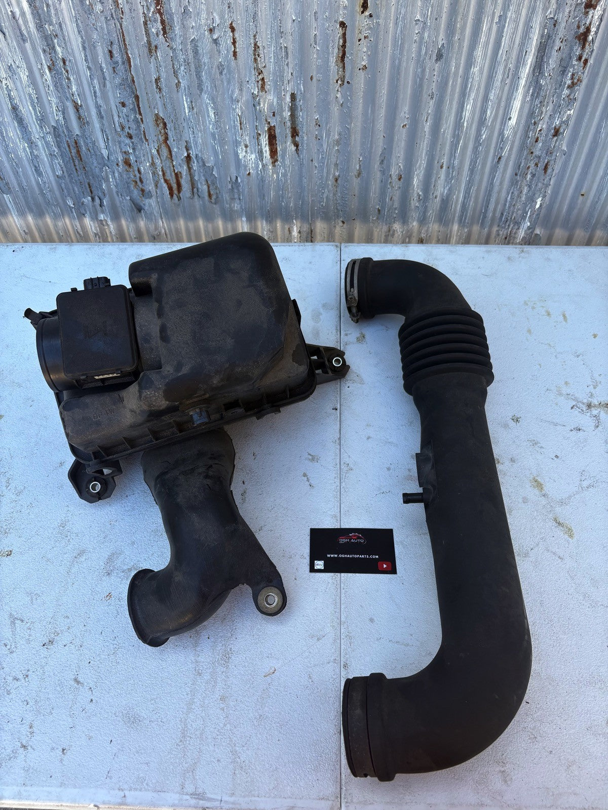 1999-2000 Mazda Miata NB OEM Air Box Crossover Intake Tube Inlet MAF 