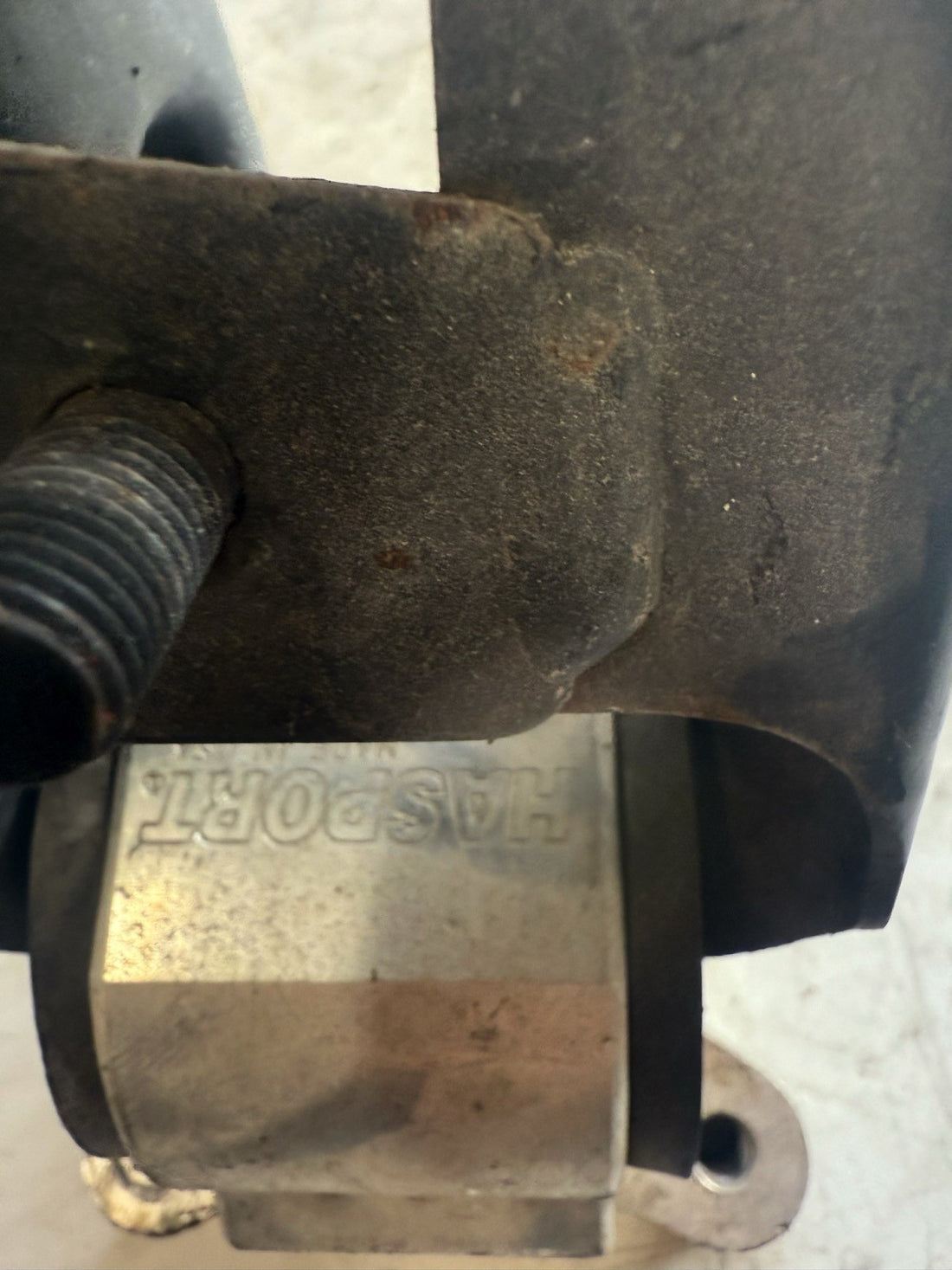 2005 2006 Acura RSX Rear engine mount 
