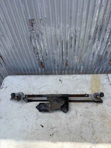 2001-2005 Lexus IS300 Wiper Motor Actuator  Assembly Linkage 