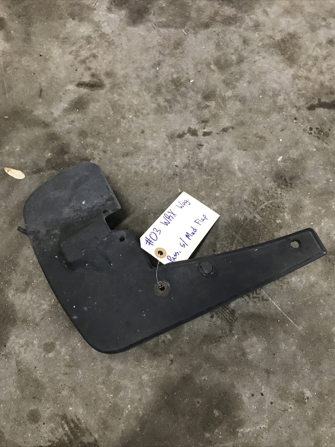 2004 Subaru Impreza WRX Wagon Front Right/Passenger Side Mud Flap