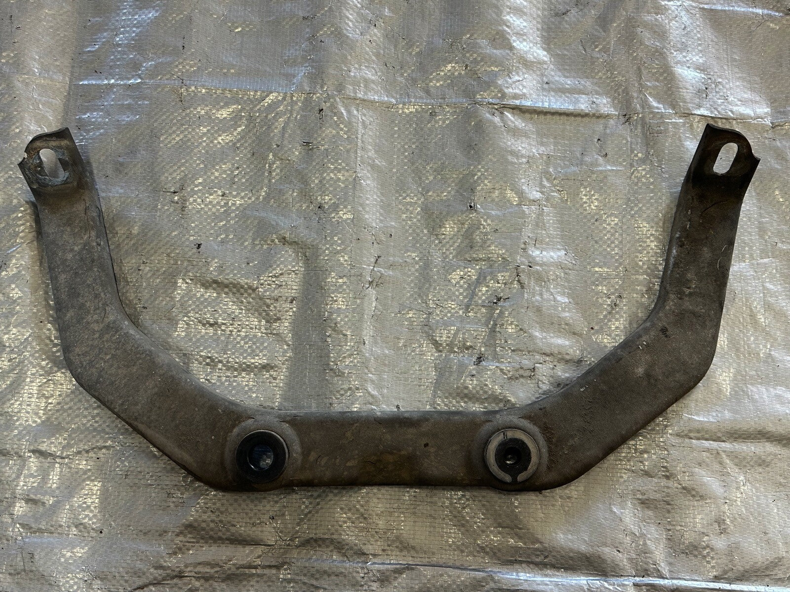 02-08 Nissan 350Z Exhaust Transmission Mount Bracket OEM (2008) 