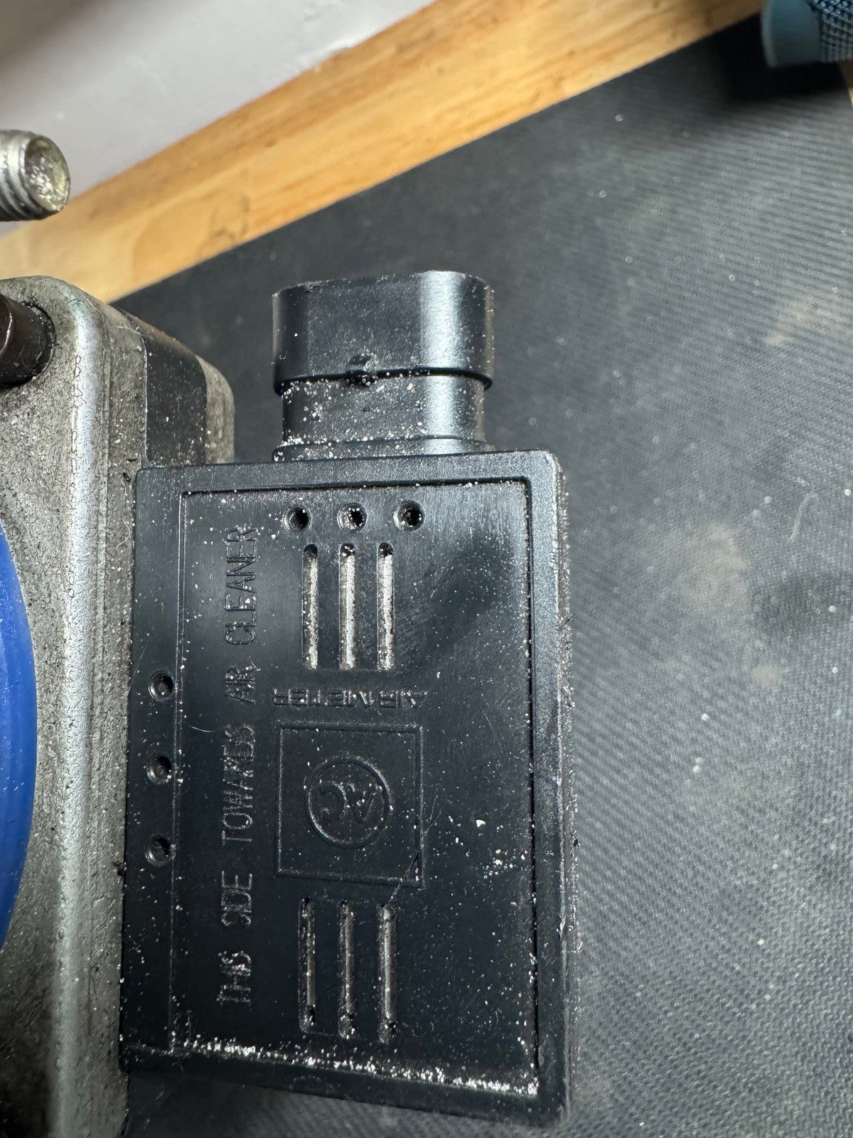 Mass Air Flow Sensor MAF GM Vehicles 25180303
