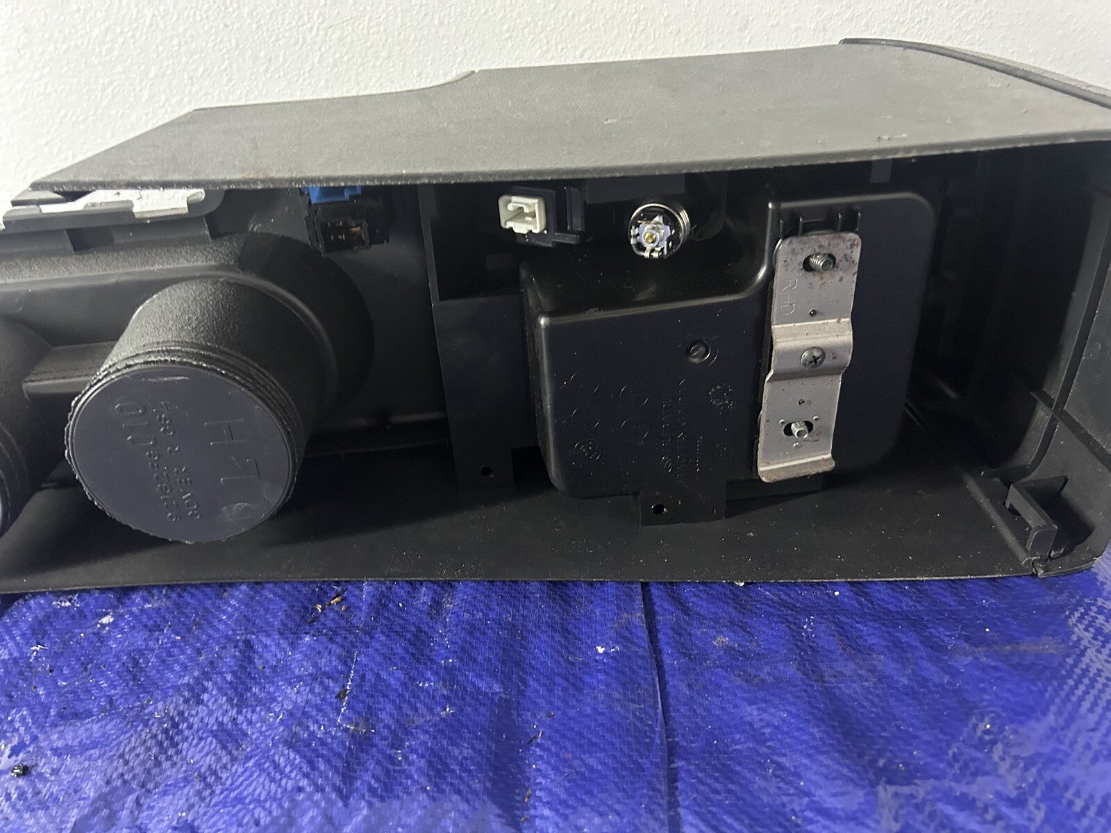 09-12 Subaru WRX Center Console 