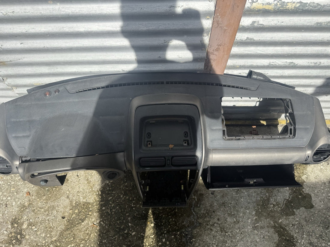 2001 Lexus is300 Dash 
