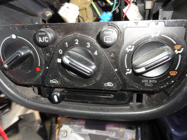 2002 Subaru WRX A/C Climate Control Panel