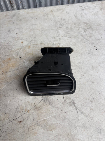 2010-2014 Volkswagen Golf GTI MK6 Passenger Side AC Heater Air Vent