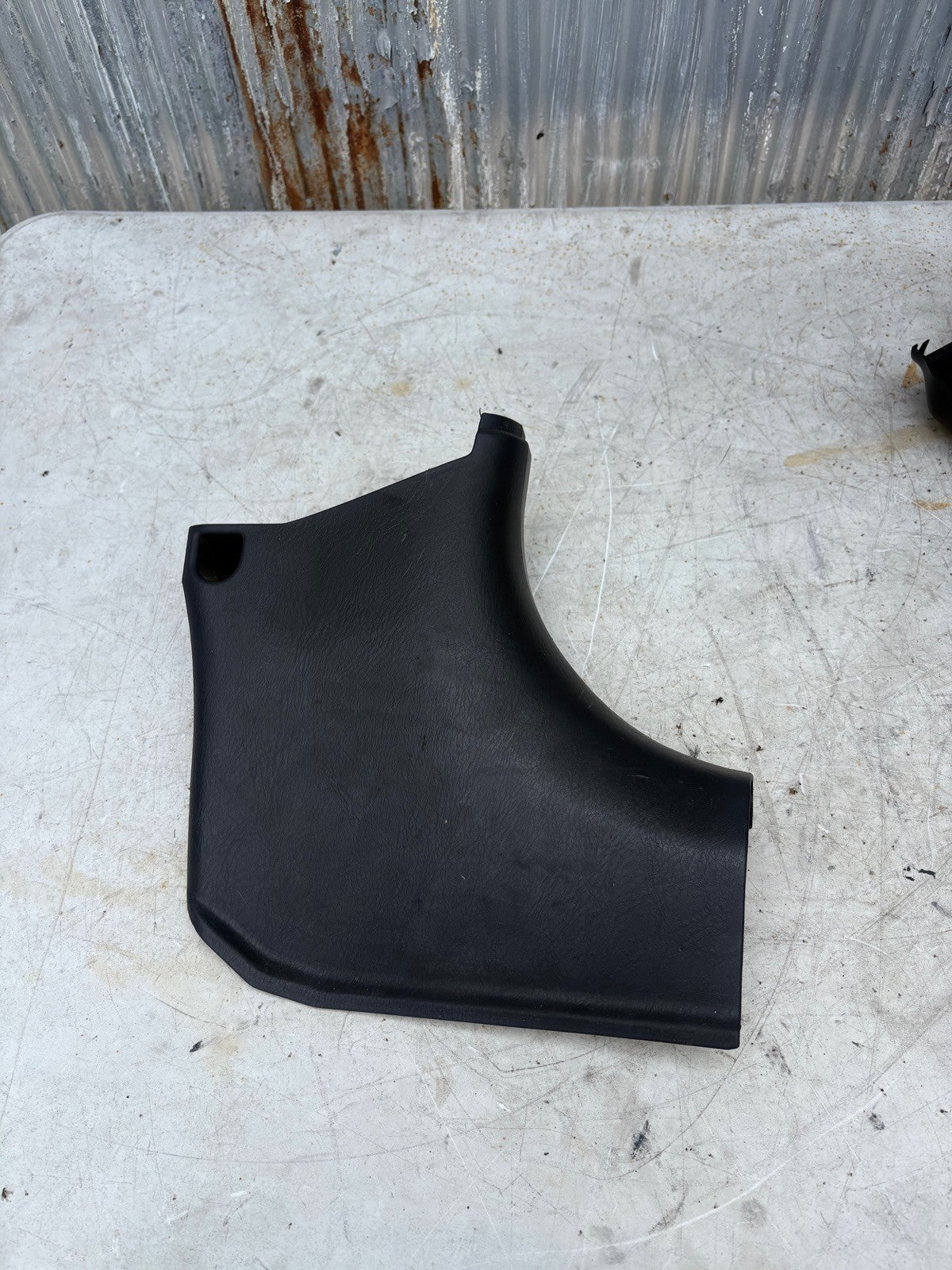 2002-2005 Honda Civic EP3 Hatchback Passenger Side Kicker 