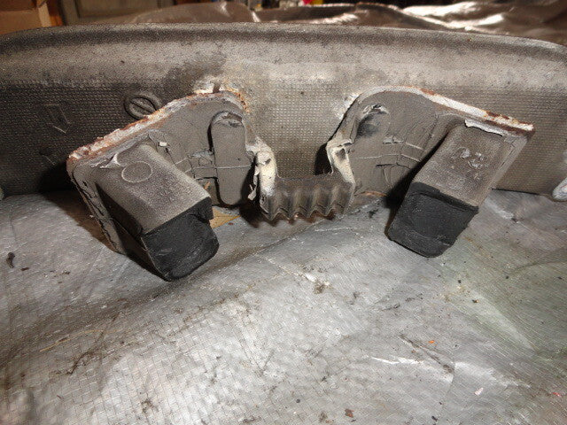 2005 Lexus is300 Gearbox Mount Cradle