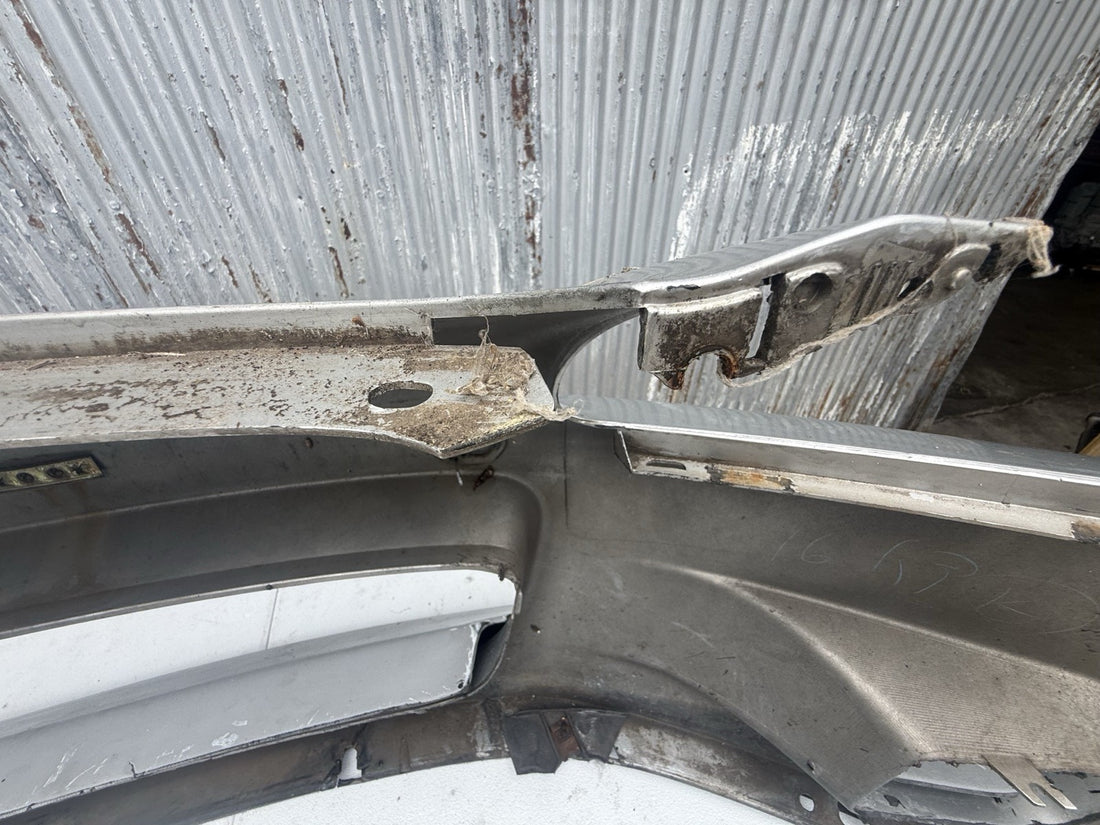 2000-2002 Honda S2000 Font bumper wth lip 