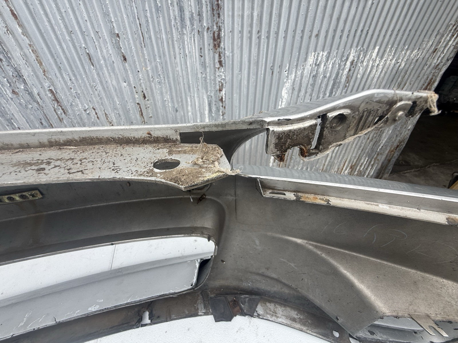 2000-2002 Honda S2000 Font bumper wth lip 