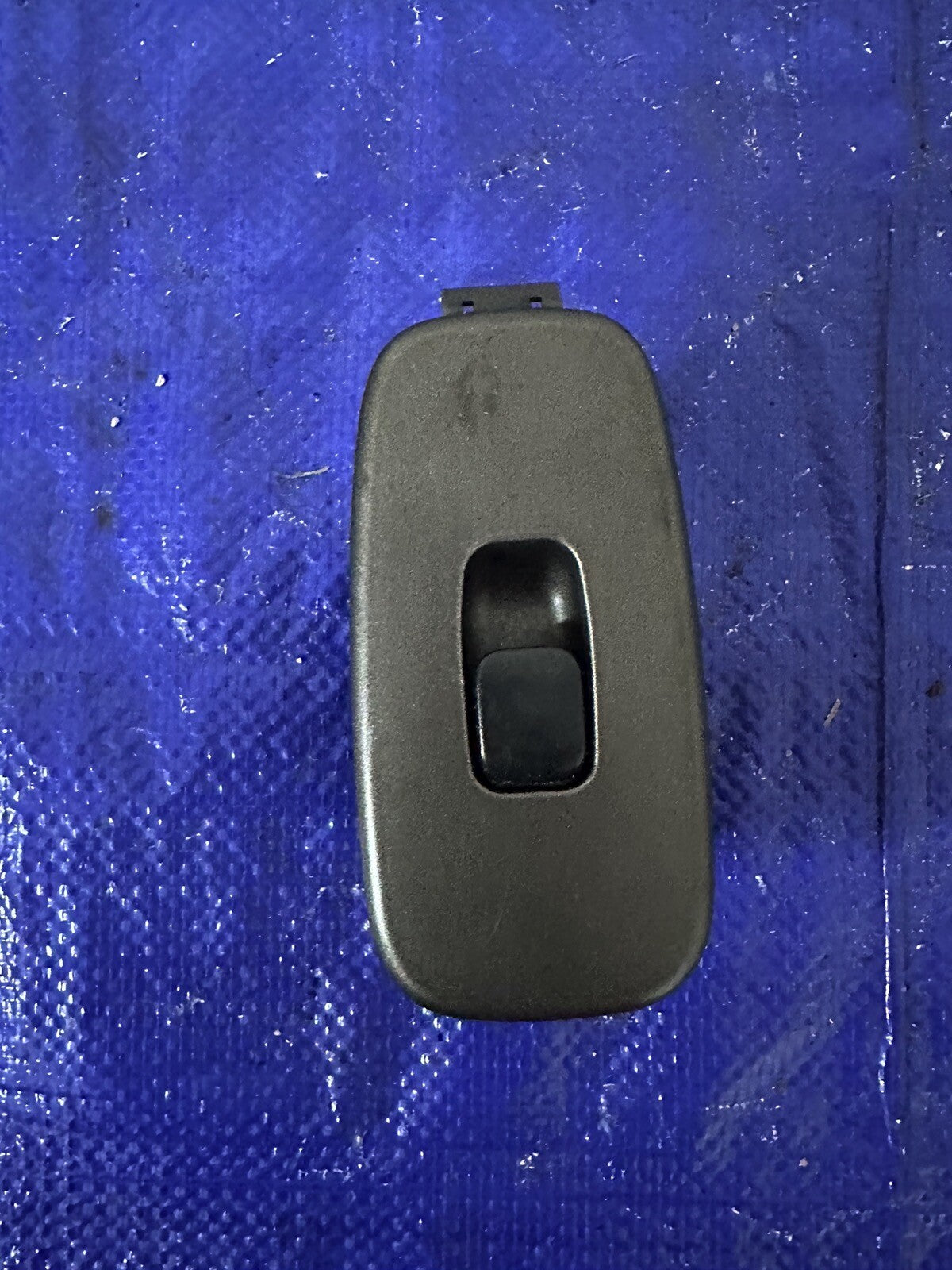 01-05 Lexus IS300 Rear Left or Right Window Switch Control OEM 