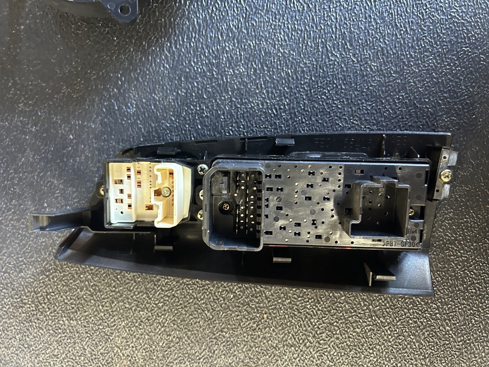 04 Mazda Rx8 Window Master Switch Driver