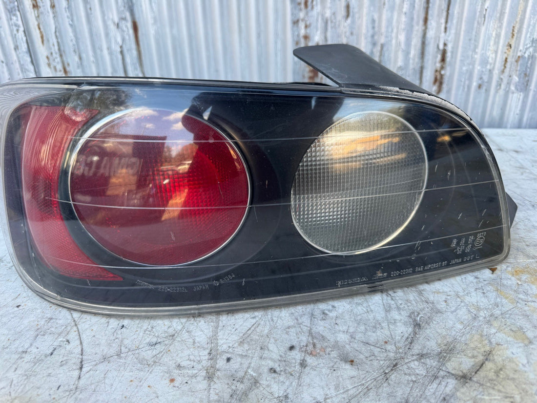 2002-2004 Honda S2000 Driver Rear Tail light