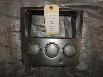 2005 Subaru WRX Center Dash A/C Control Console image 0
