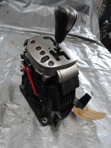 Acura 2006 RSX Automatic Transmission Shifter Assembly OEM image 2