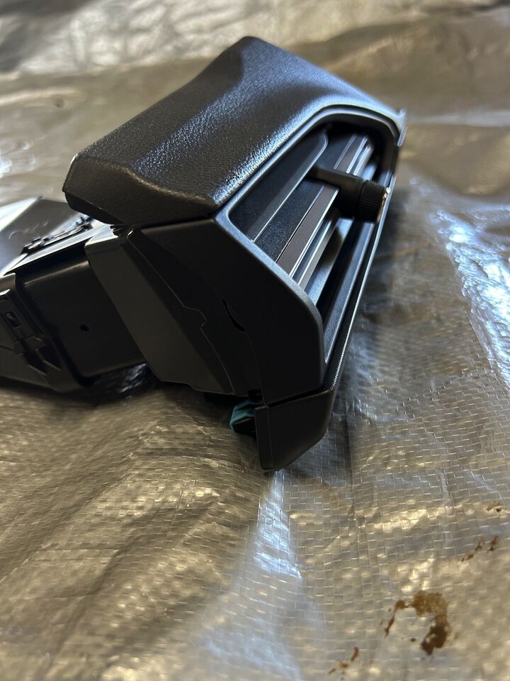 2023 Subaru WRX Premium Drive Side Air Vent image 2