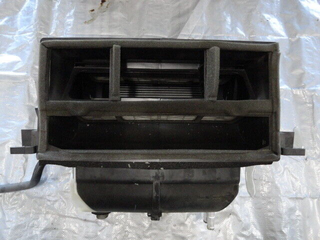 2005 Subaru WRX Heater Core Assembly Unit image 1